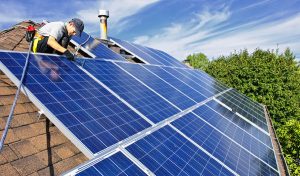 Service d'installation de photovoltaïque et tuiles photovoltaïques à Arvert